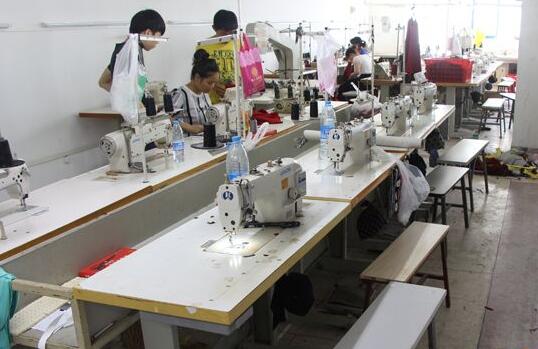 浙服装厂接连关闭“劳动密集型”产业路在何方?